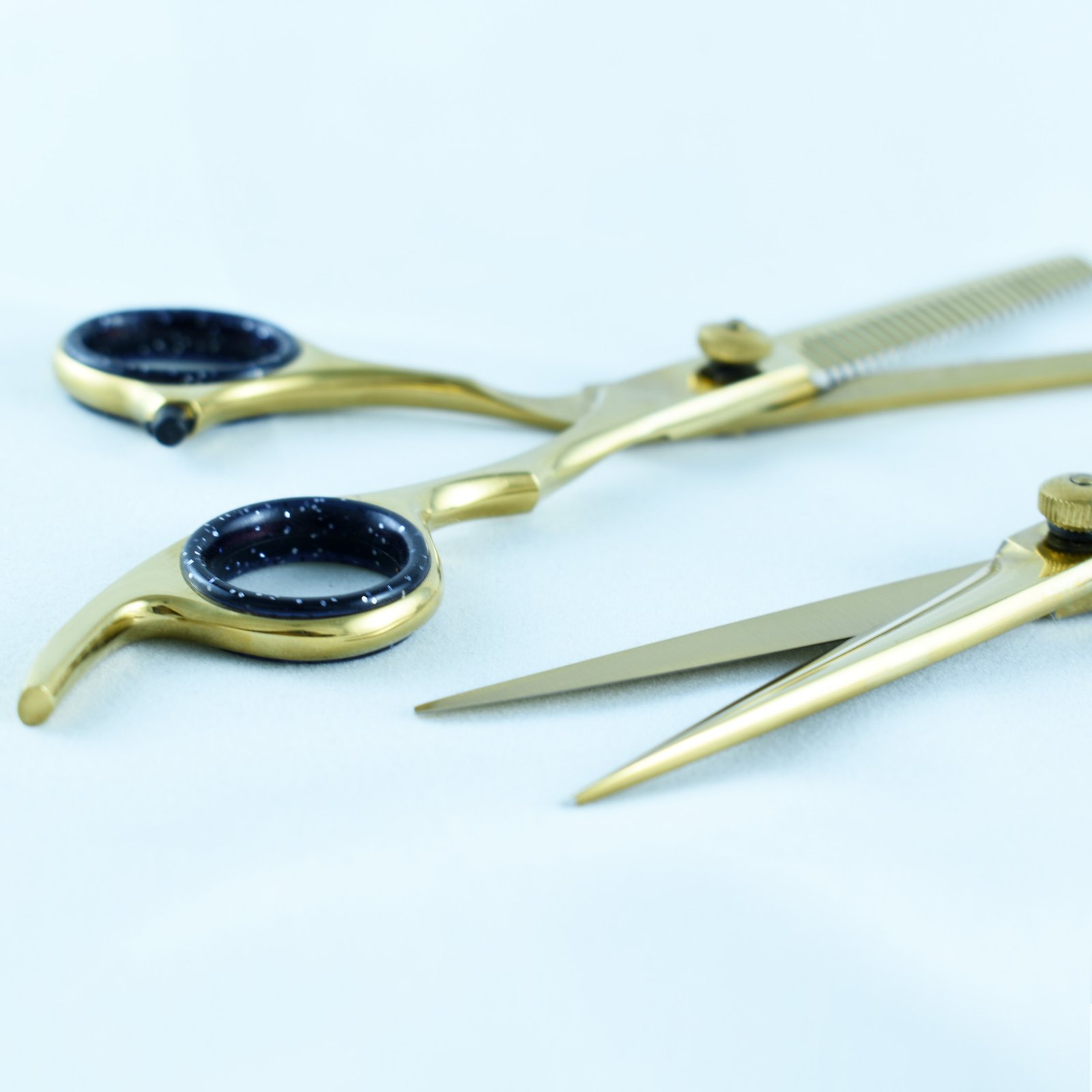 Gold Scissor Classic